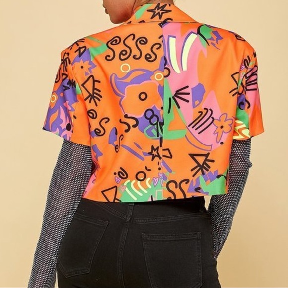 HOT TOPIC! - Picture 4 of 8